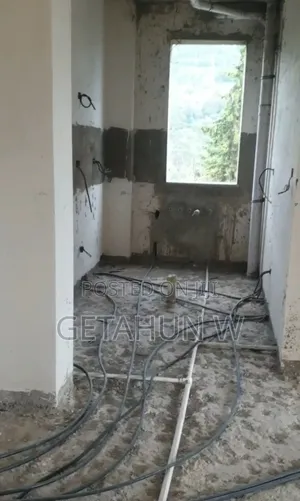 Urgent Sell 1bdrm Apartment in ,Yeka for Sale