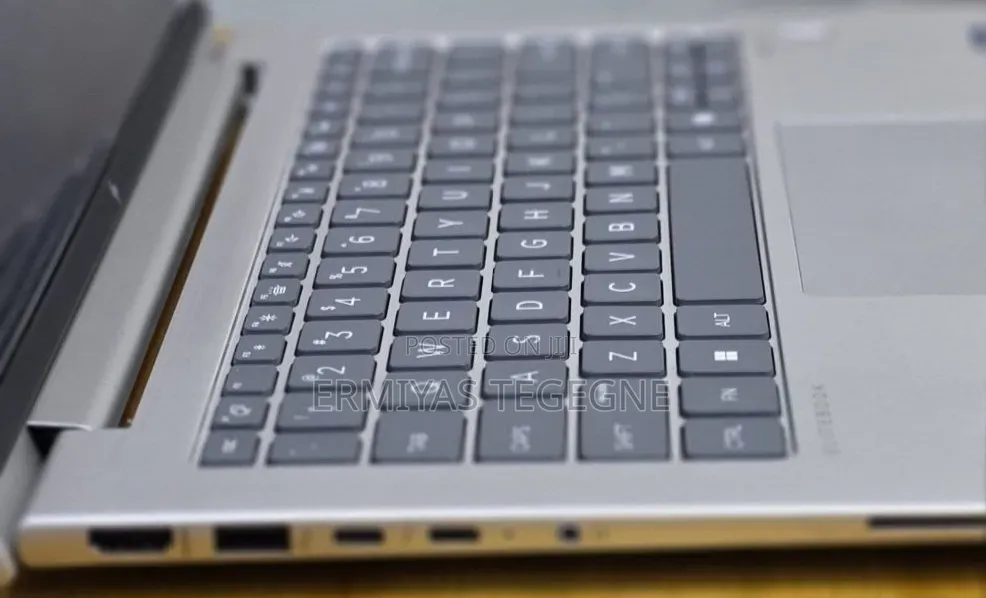 New Laptop HP EliteBook 840 16GB Intel Core Ultra 5 SSD 512GB