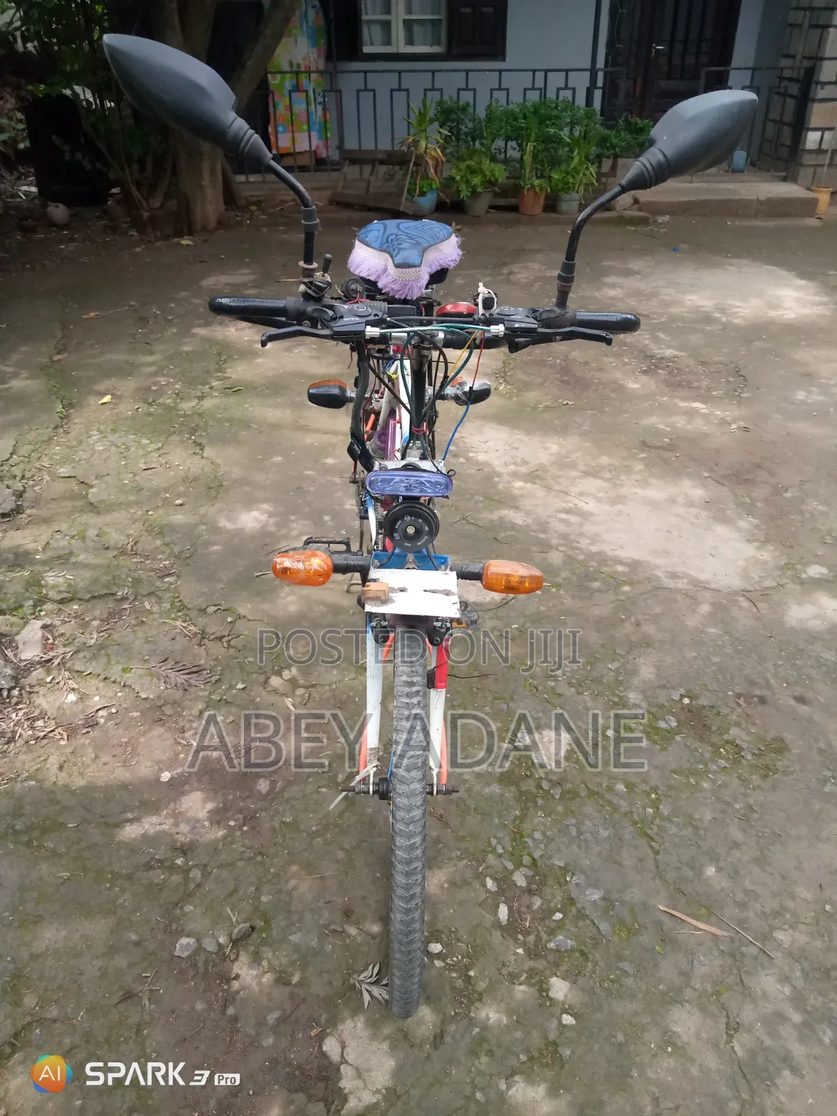 TVS Apache 180 RTR 2000 Blue