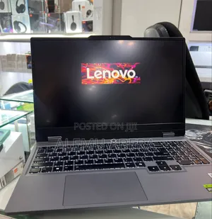 New Laptop Lenovo LOQ 15AHP10 16GB AMD Ryzen 5 SSD 512GB
