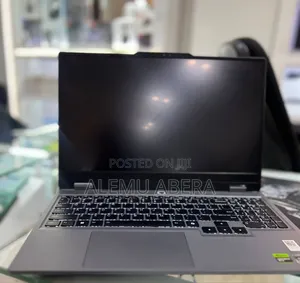 New Laptop Lenovo LOQ 15AHP10 16GB AMD Ryzen 5 SSD 512GB