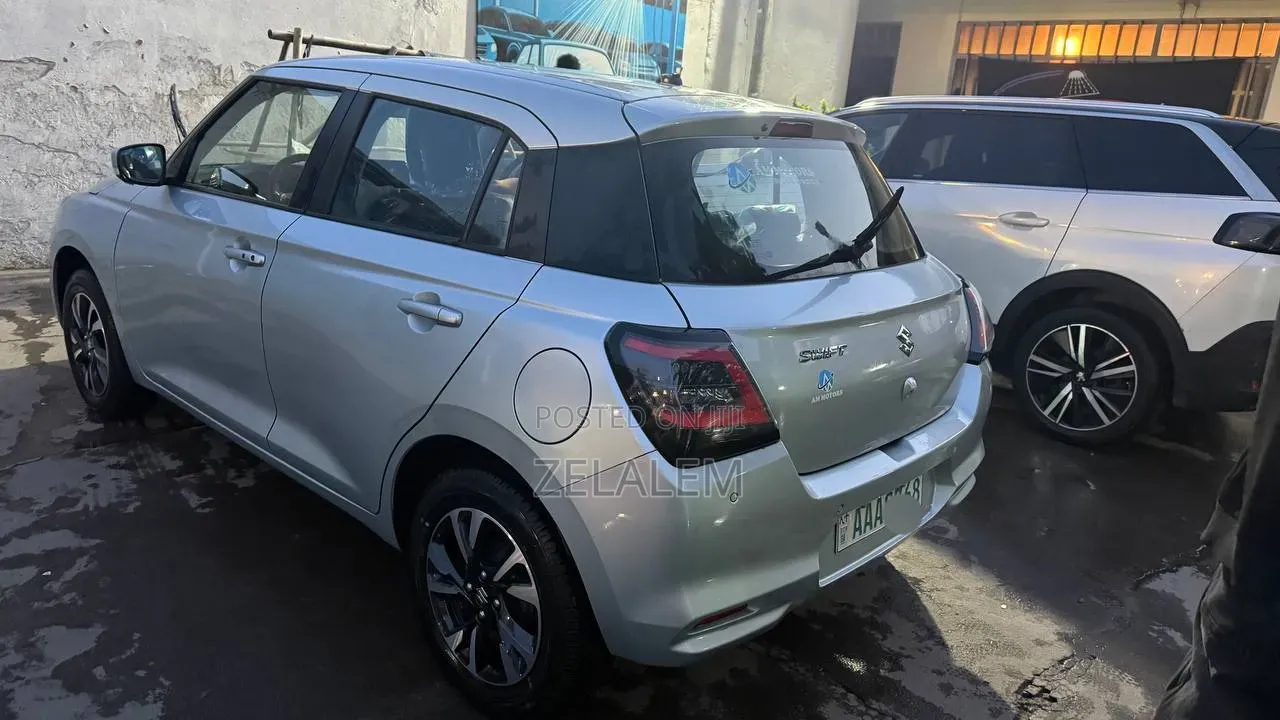 New Suzuki Swift 2025 Silver
