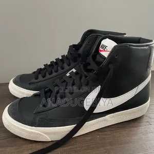 Quality Second-Hand Shoes for Sale – Good Condition