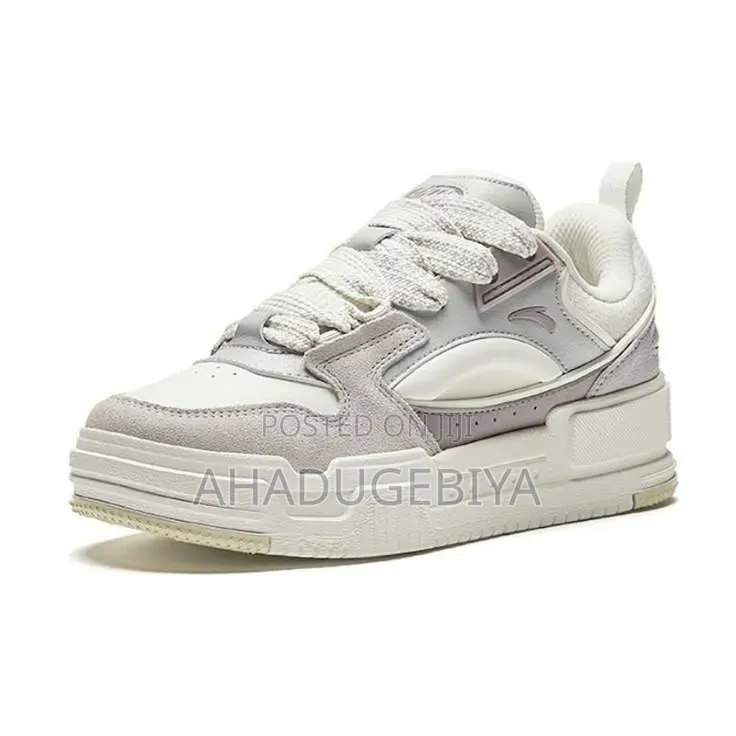 Quality Second-Hand Shoes for Sale – Good Condition
