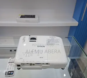 Epson Projector Model Name: EB-S41 Has Bag and Remote