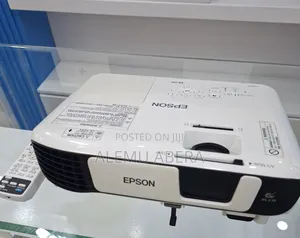 Epson Projector Model Name: EB-S41 Has Bag and Remote