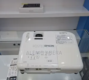 Epson Projector Model Name: EB-S41 Has Bag and Remote