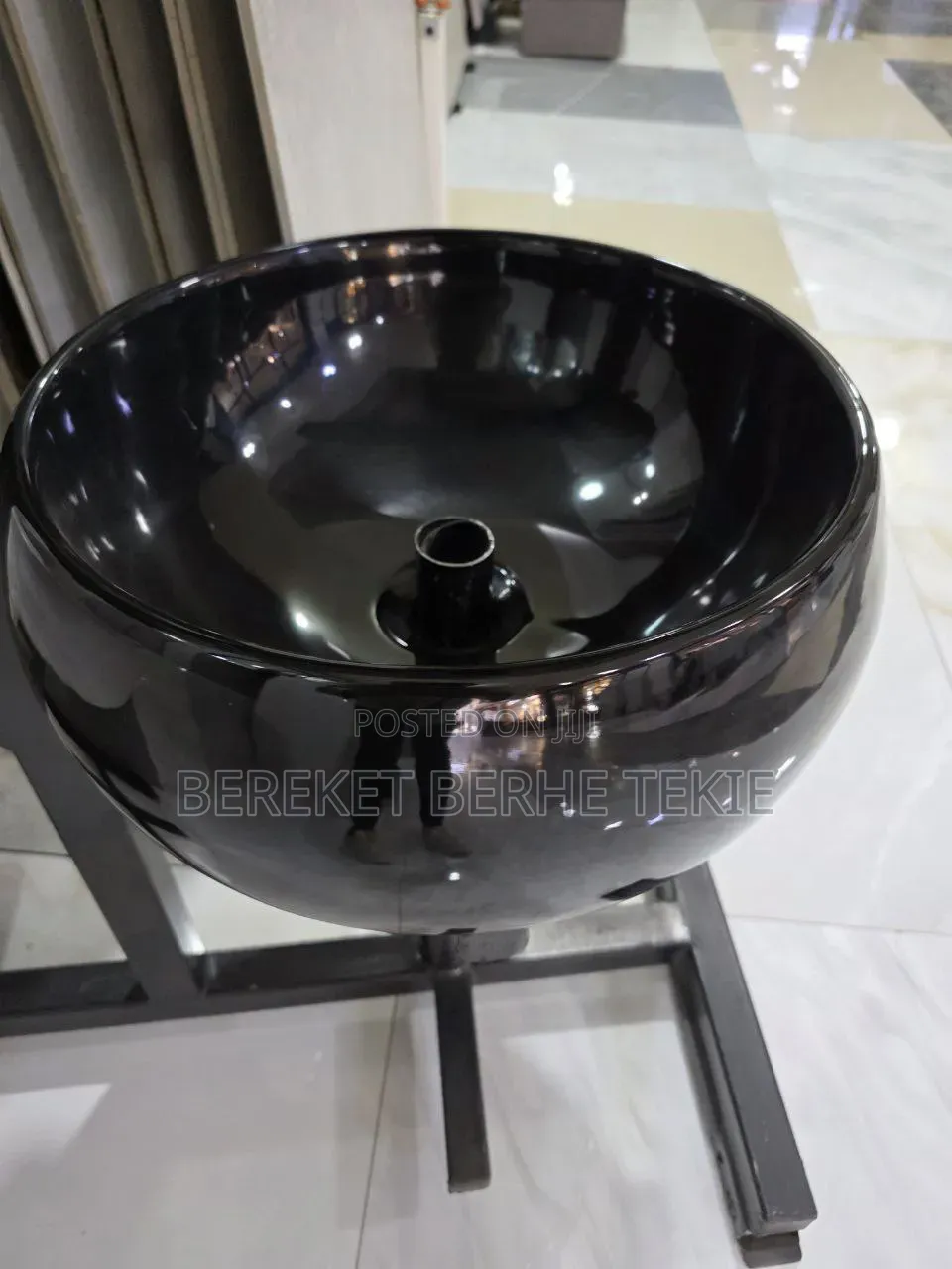 Cabinet Bowl