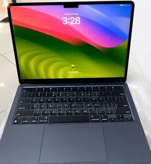 New Laptop Apple MacBook Air 2023 M2 8GB Intel Core i7 SSD 256GB