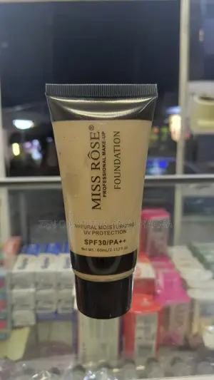 Miss Rose Professional Make-Up Foundation With SPF-30 Sun Protection