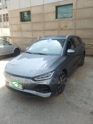 BYD E2 43 kWh 94 hp FWD 2025 Gray