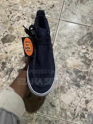 Brand New Lugz Strider 2 Denim Casual Sneakers - Size 43