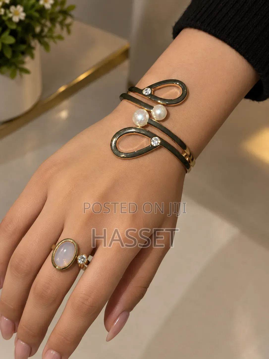 Women's Jewelry