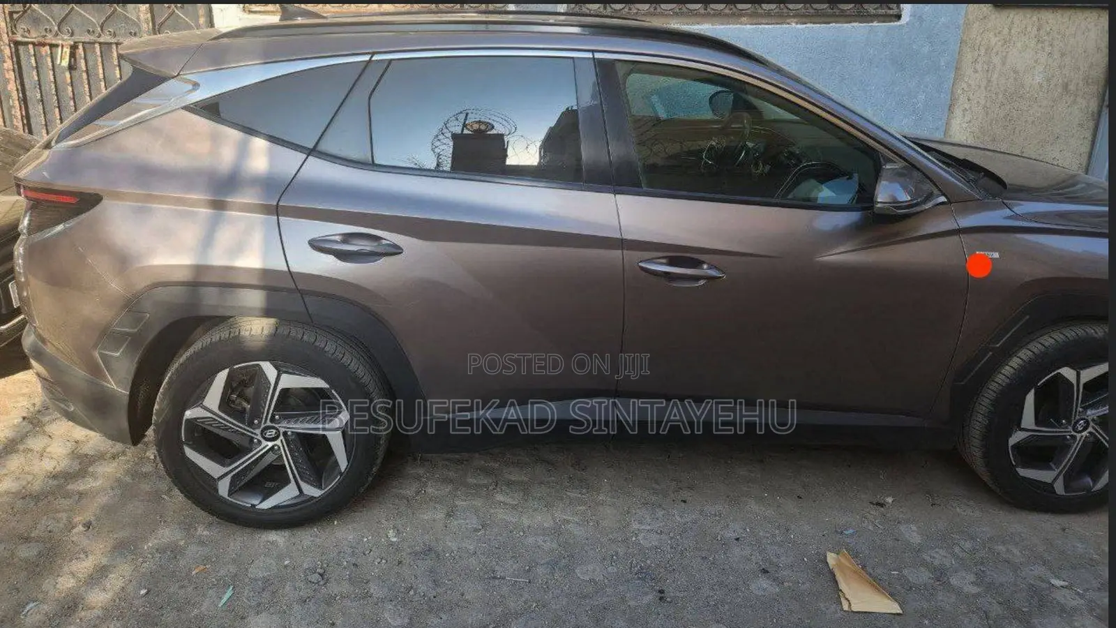 Hyundai Tucson 2022 Brown