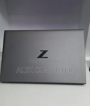 New Laptop HP ZBook Firefly G8 16GB Intel Core i7 SSD 512GB