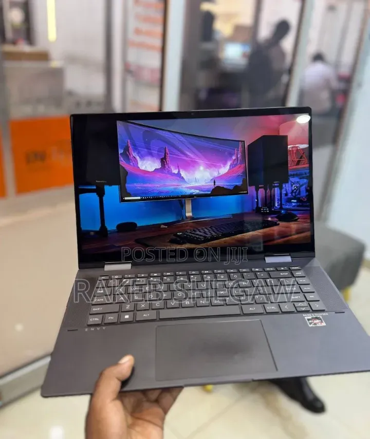 New Laptop HP Envy X2 8GB AMD Ryzen 5 SSD 512GB