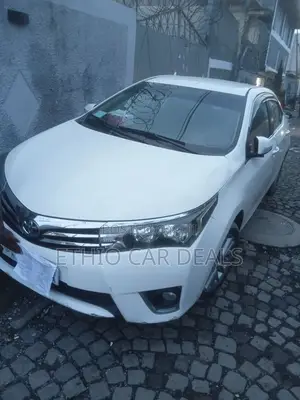 Toyota Corolla 2015 White