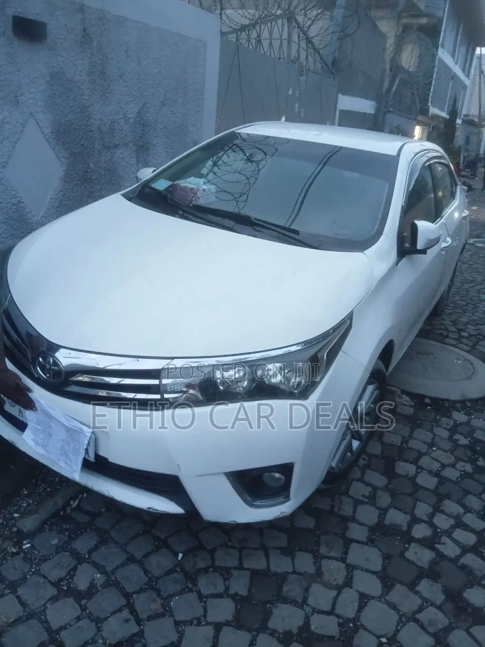 Toyota Corolla 2015 White