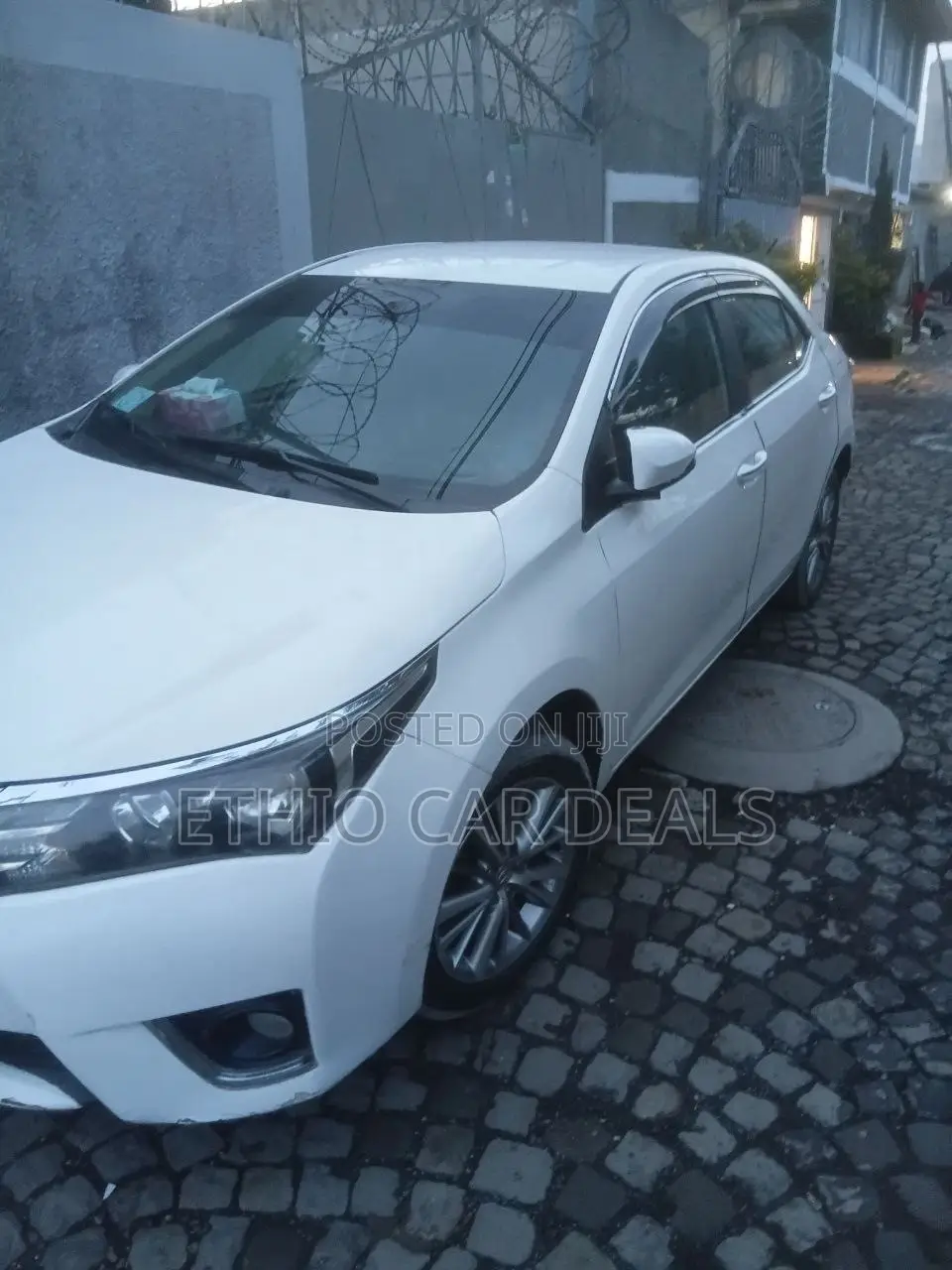 Toyota Corolla 2015 White