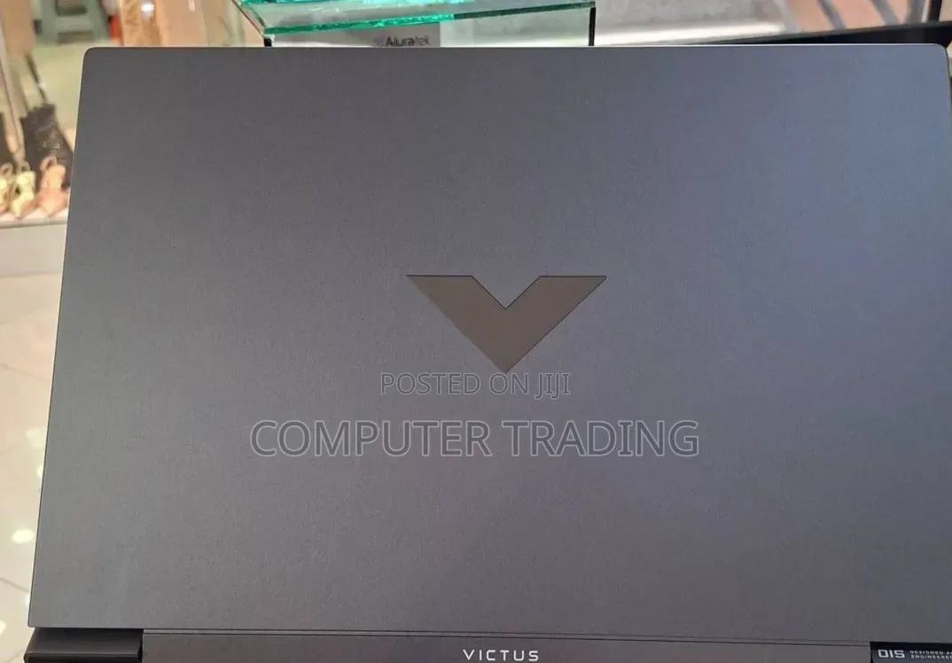 New Laptop HP Victus 15 32GB Intel Core i5 SSD 1T