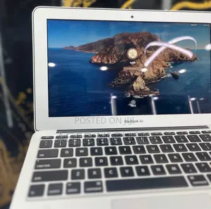 New Laptop Apple MacBook 8GB Intel Core i5 SSD 512GB
