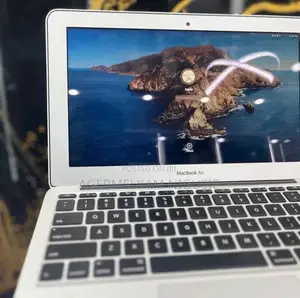 New Laptop Apple MacBook 8GB Intel Core i5 SSD 512GB