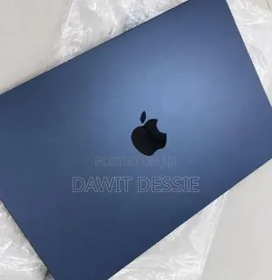 New Laptop Apple MacBook Air 2022 M2 8GB Apple M1 SSD 256GB