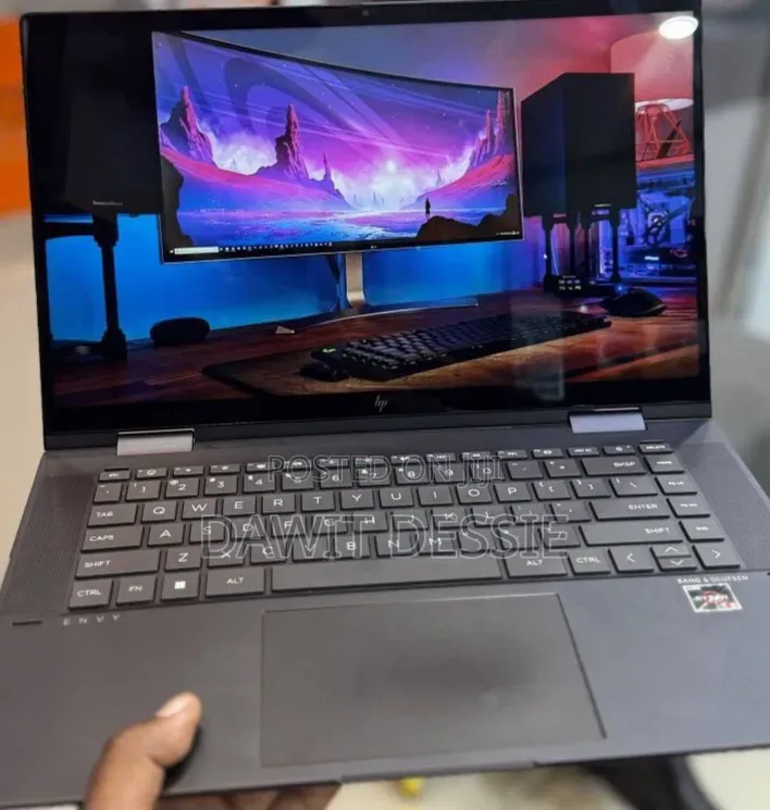 New Laptop HP Envy x360 8GB AMD Ryzen 5 SSD 512GB