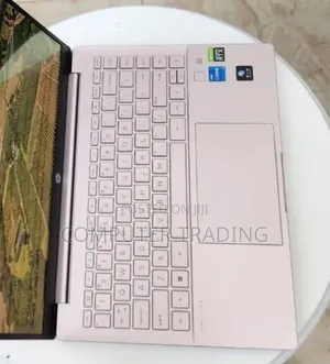 New Laptop HP Pavilion X2 10 16GB Intel Core i5 SSD 512GB