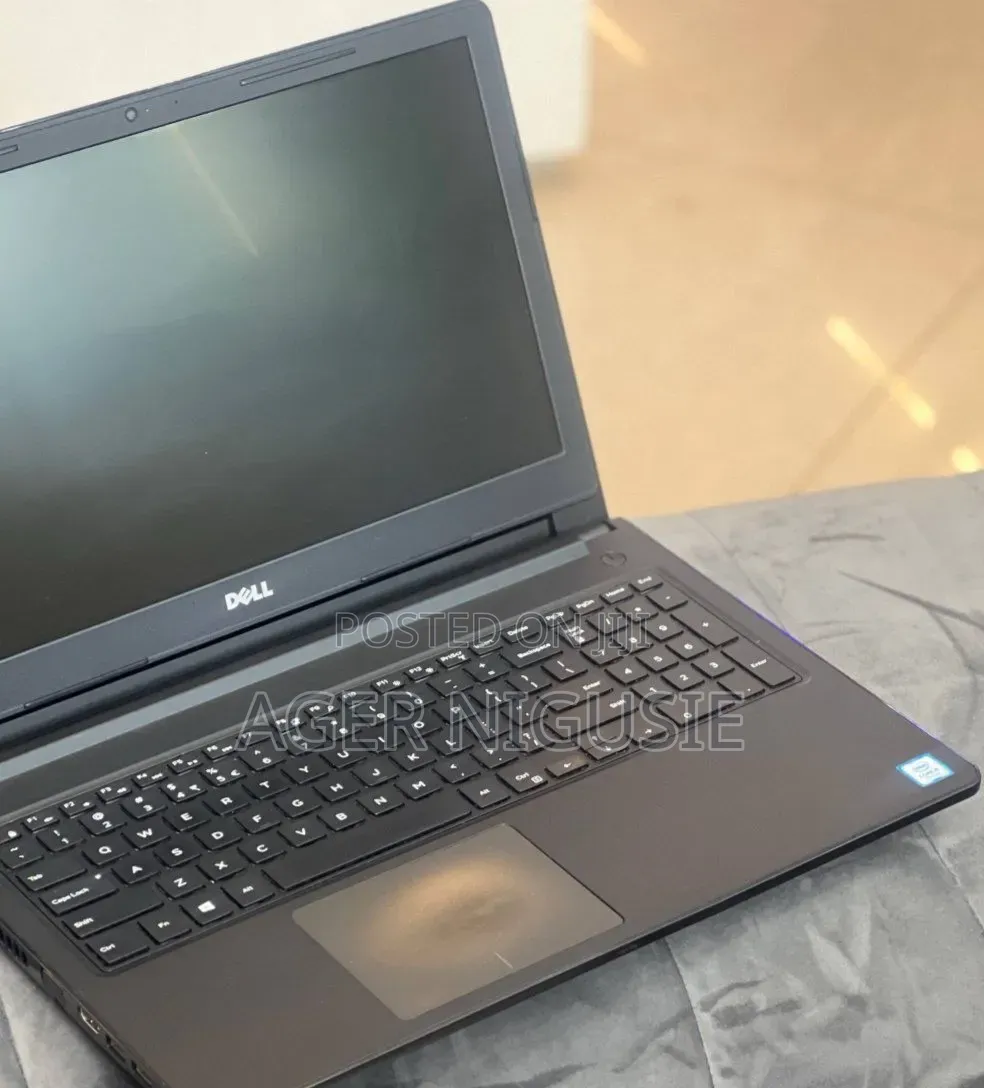 New Laptop HP Pavilion 15 8GB Intel Core i5 HDD 500GB