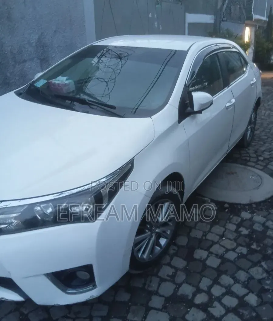 Toyota Corolla 2015