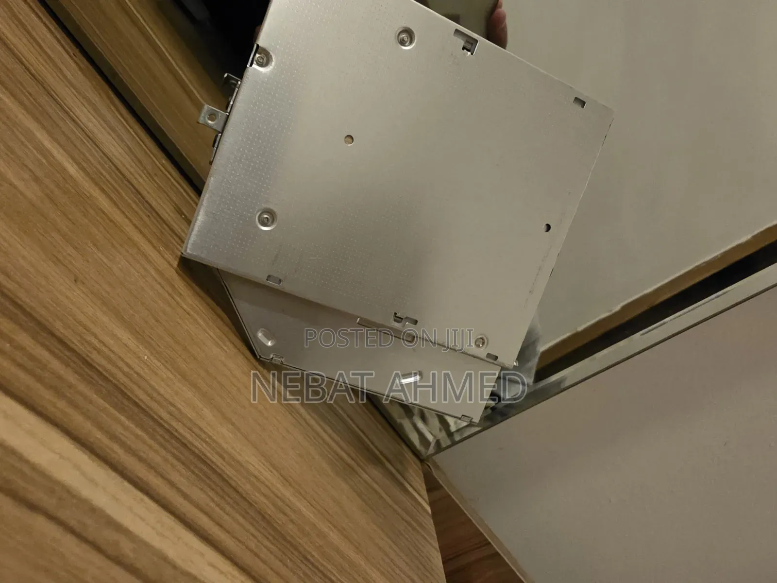 HL Data Storage (Hitachi-LG) Super Multi DVD Rewriter