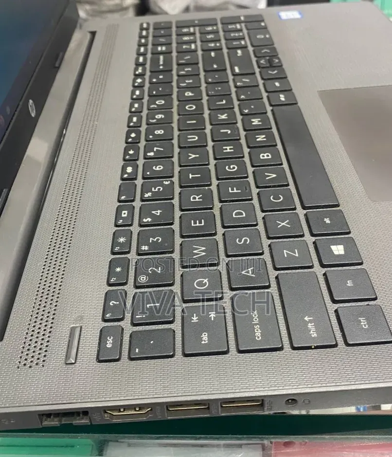 Laptop HP 250 G7 8GB Intel Core i5 SSD 1T