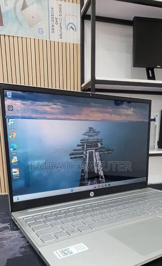 New Laptop HP 16GB Intel Core i5 SSD 512GB