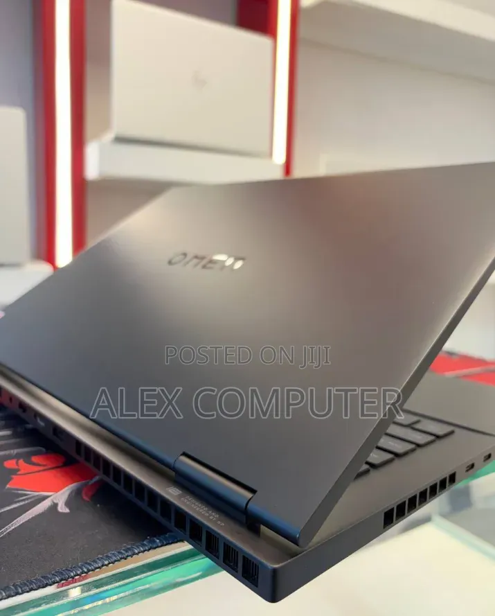 New Laptop HP Omen 16 16GB Intel Core i9 SSD 1T