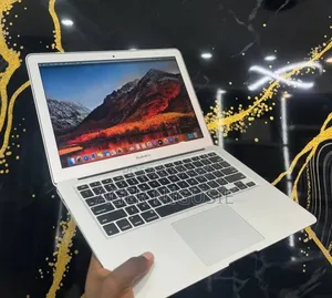 New Laptop Apple MacBook 16GB Intel Core i5 SSD 512GB