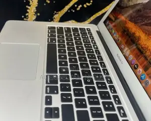 New Laptop Apple MacBook 16GB Intel Core i5 SSD 512GB
