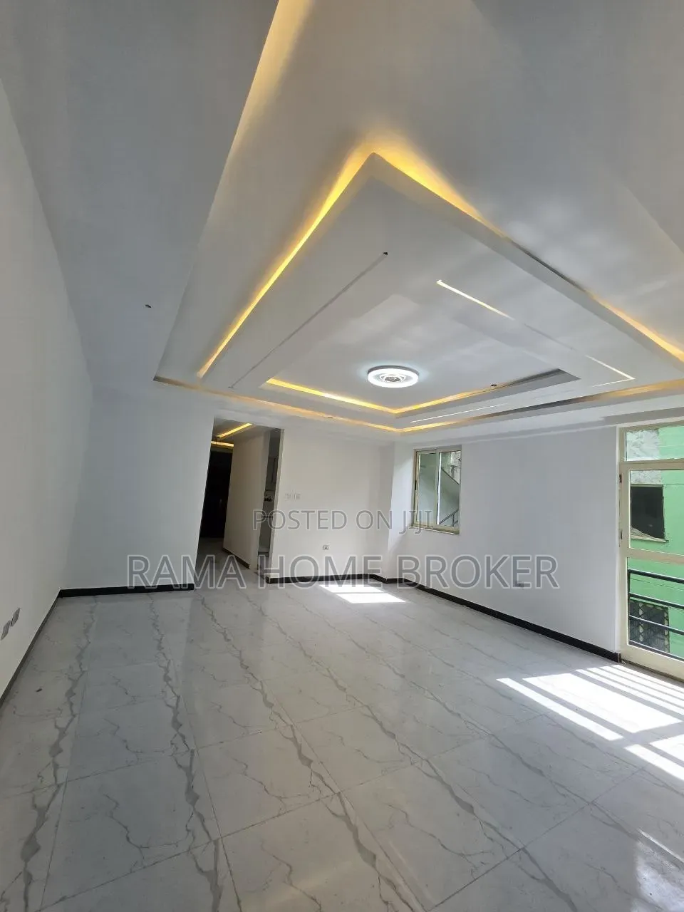 Furnished 3bdrm Apartment in ዘመናዊ አፓርታማ መሀል ሰሚት, Yeka for sale