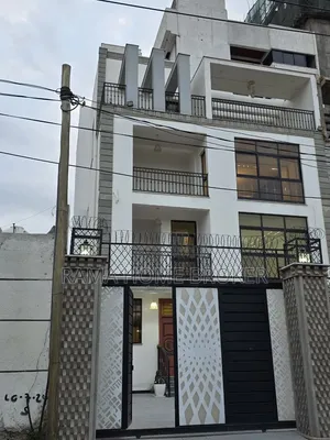 Furnished 7bdrm Villa in መሀል አያት ክብር ደመና አካባቢ, Yeka for sale