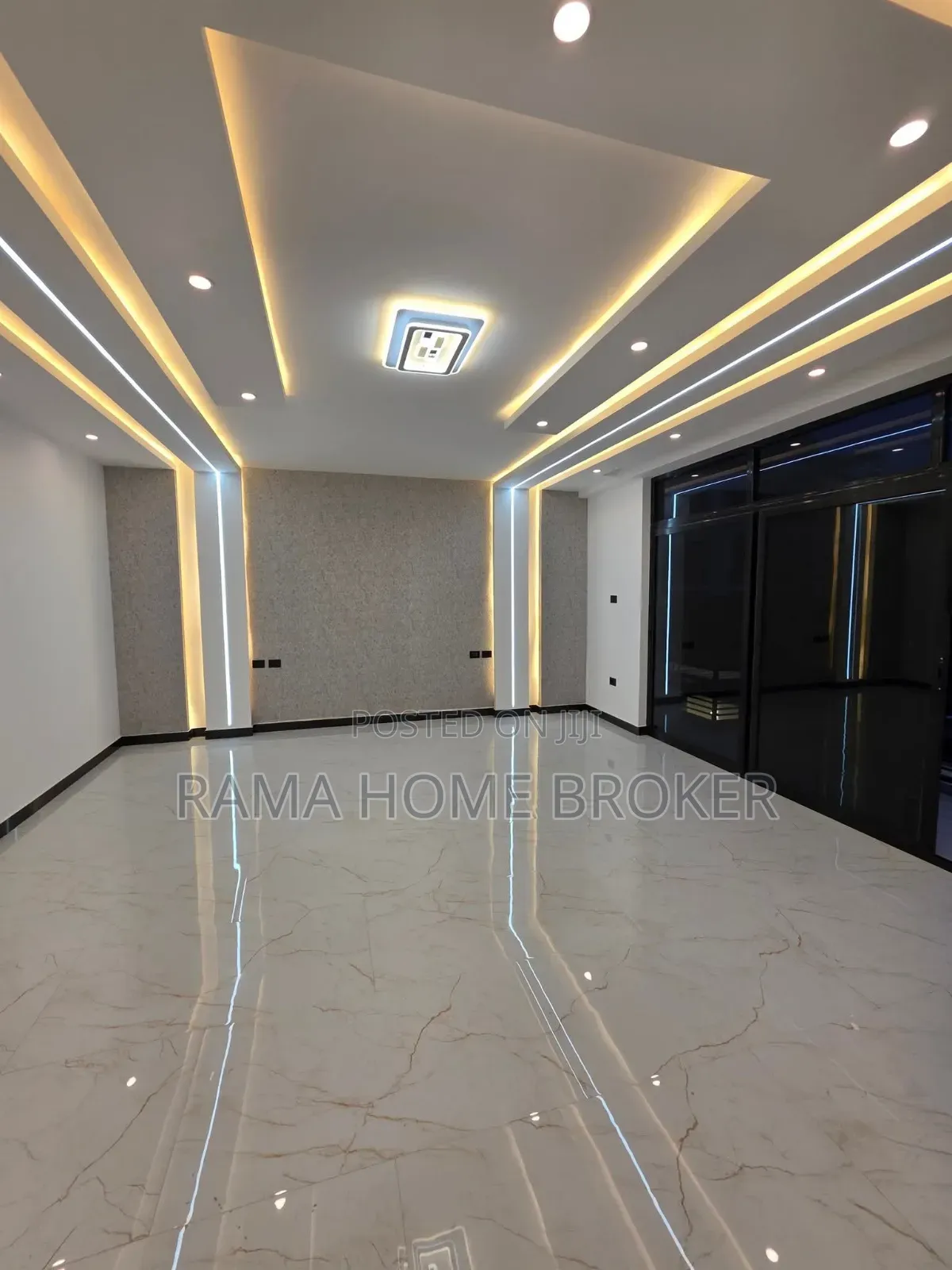 Furnished 7bdrm Villa in መሀል አያት ክብር ደመና አካባቢ, Yeka for sale