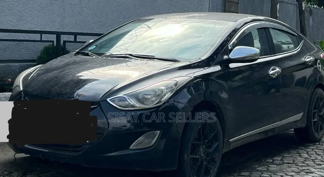 Hyundai Elantra 2013 Black