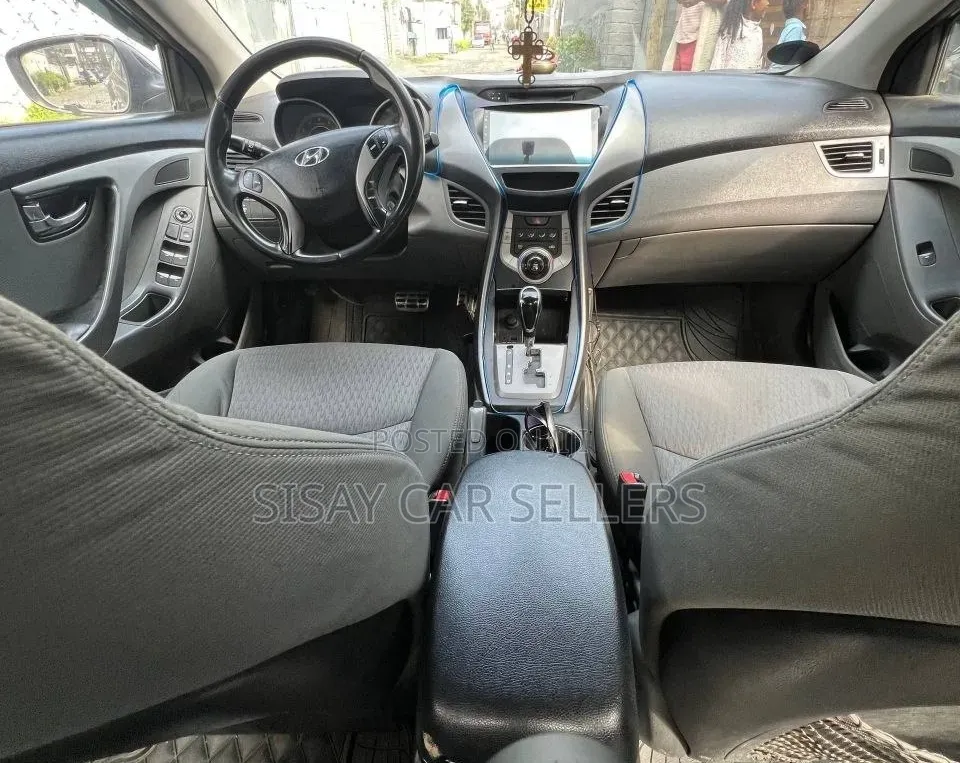 Hyundai Elantra 2013 Black