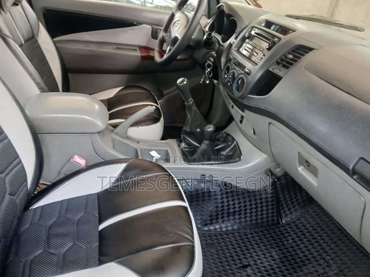Toyota Hilux 2008 Black