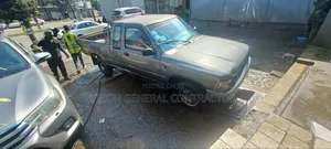 Toyota Hilux 1992 Black