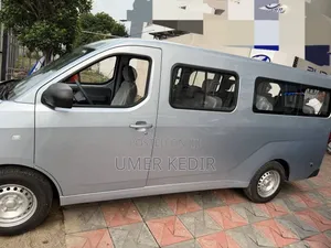 New Wuling Hongguang S 2025 Silver