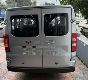 New Wuling Hongguang S 2025 Silver