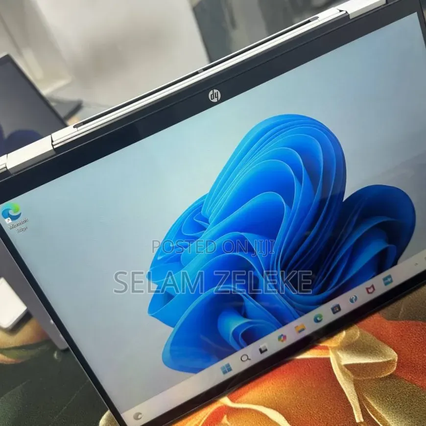 New Laptop HP 16GB Intel Core 7 SSD 512GB