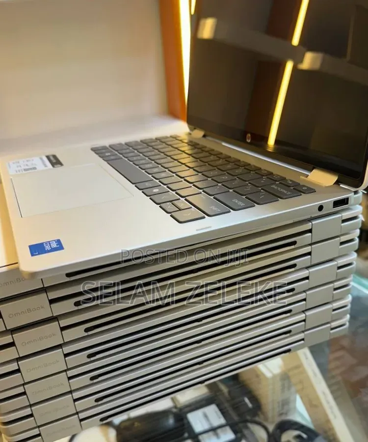 New Laptop HP 16GB Intel Core 7 SSD 512GB