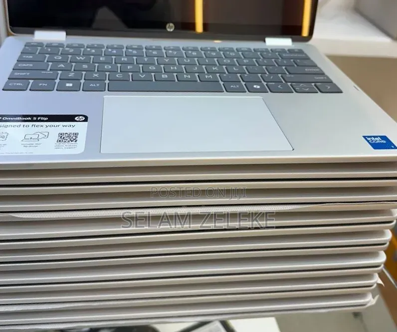 New Laptop HP 16GB Intel Core 7 SSD 512GB
