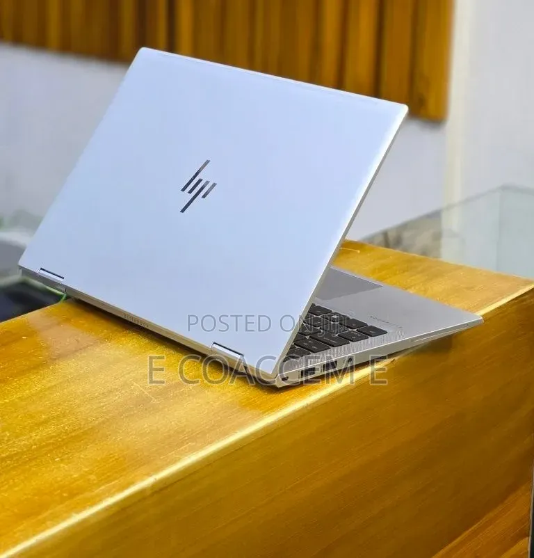 New Laptop HP 16GB Intel Core i5 SSD 512GB